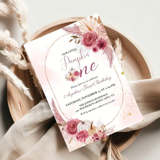 エレガントなピンクの小さなパンプキンガール 1歳の誕生日 招待状