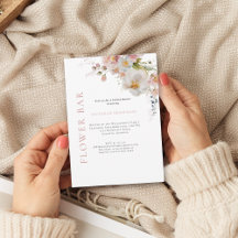 エレガントなピンクの花のバー フラワーブライダルシャワー