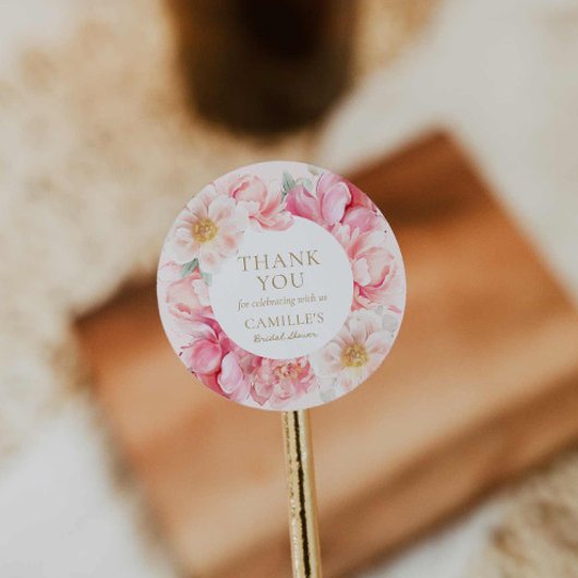 エレガントなピンクの花のブライダルシャワー感謝メッセージ ラウンドシール
