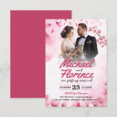 エレガントなピンクの花のモダンウェディングフォト 招待状 (正面/裏面)