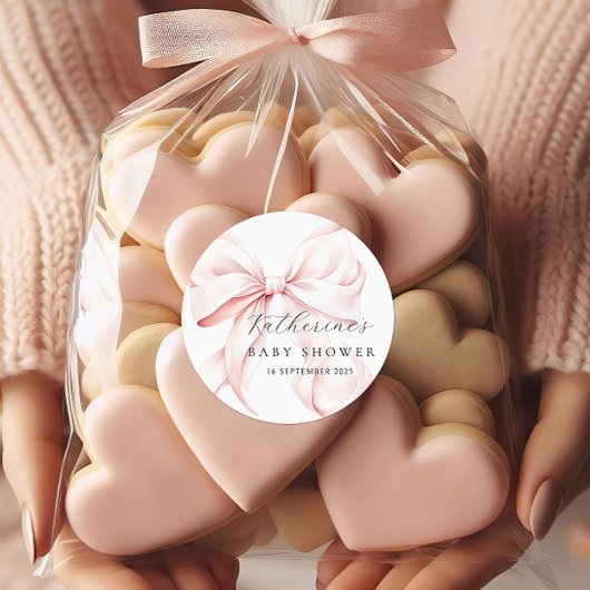 エレガントなピンクの蝶ネクタイ ベビーシャワー ラウンドシール