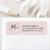 エレガントなピンクの蝶結び 返信住所ラベル ラベル (インサイチュ)