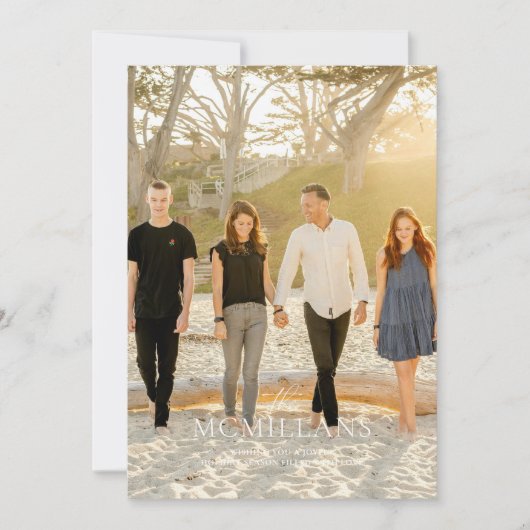 エレガントなファミリー ネーム フラワーのクリスマス ホリデー 招待状 (正面)