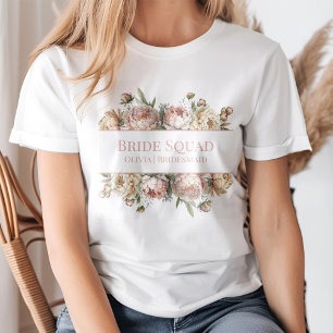 エレガントなブッシュ ダスティ ローズ ピオニー ブライダル スクワッド Tシャツ