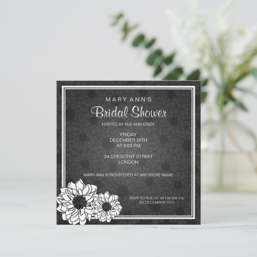 エレガントなブライダルシャワーのダリアの花柄の黒 招待状 (スタンド正面)