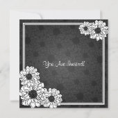 エレガントなブライダルシャワーのダリアの花柄の黒 招待状 (裏面)
