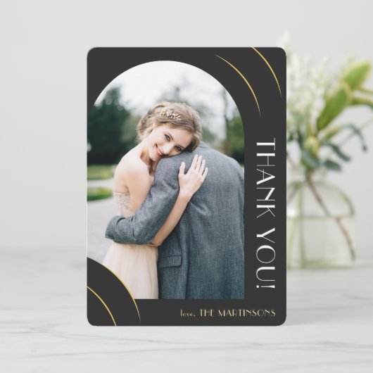 エレガントなブラックとゴールドの写真 ウェディング サンキューカード (スタンド正面)