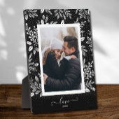 エレガントなブラックイーゼル付きホワイトフラワーフォト フォトプラーク