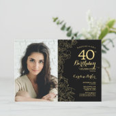 エレガントなブラックゴールドの花の写真 40歳の誕生日 招待状 (スタンド正面)