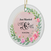 エレガントなブラッシュピンクの花の結婚式 セラミックオーナメント (左)