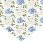 エレガントなブルーのハイドレンジアの花の模様 ショートテーブルランナー (コーナー)