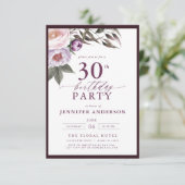エレガントなプラムパープルの花飾りスクリプト 30歳の誕生日 招待状 (スタンド正面)