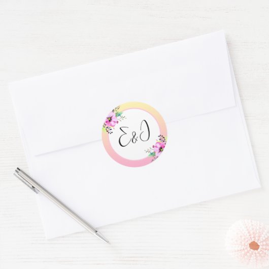 エレガントなペチュニアの花の黄色とピンクのイニシャル ラウンドシール (封筒)