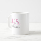 エレガントなホットピンクの花嫁Mrs. モノグラム コーヒーマグカップ (正面左)