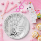 エレガントなホワイトサテンシルバーシューズ ブライダルシャワー ペーパープレート (パーティー)