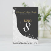 エレガントなホワイトレースのウェディングドレス テーブル8 招待状 (スタンド正面)