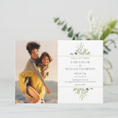 エレガントなボタニカルグリーンの写真ウェディング 招待状 (スタンド正面)