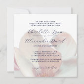 エレガントなマグノリア ピンクとホワイトの返信付き結婚式 招待状 (正面)
