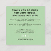 エレガントなミニマル タイポグラフィ オリーブ シンプル スクエア スクエア名刺 (裏面)