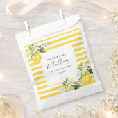 エレガントなメインスクイーズ ブライダルシャワー フェイバーバッグ (クリップ留めされた状態)