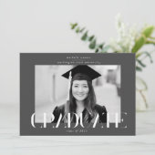 エレガントなモダンスクリプト卒業発表 招待状 (スタンド正面)