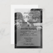 エレガントなモノクロのフェード写真 現代のウェディング 招待状 (正面/裏面)