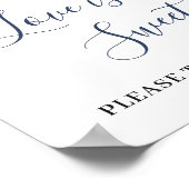 エレガントなユーカリの青いバラの花束ラブイズスイート ポスター (角)