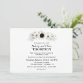 エレガントなラスティック ブラック&ホワイト フラワー ポストウェディング 招待状 (スタンド正面)