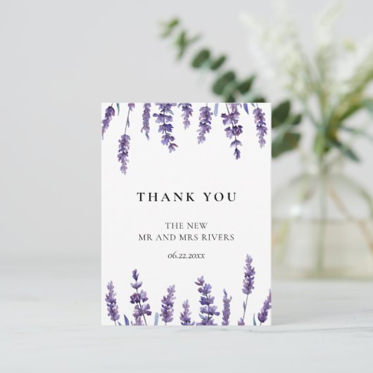 エレガントなラベンダー色の花のウェディング御礼 ポストカード (スタンド正面)