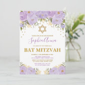 エレガントなラベンダー＆ゴールドの花モチーフのバット・ミッツヴァ招待状 招待状 (スタンド正面)