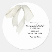 エレガントなリボン 彼女は結婚する ブライダルシャワー ラウンドシール (正面)