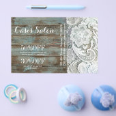 エレガントなルーラルカントリー風の白いレースと青い納屋の木材 チラシ (シングル)