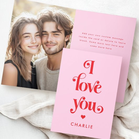 エレガントなレトロな赤とピンクのバレンタインデー「愛してる」 シーズンカード