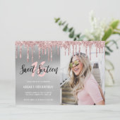 エレガントなローズゴールドのグリッターがスウィート16に降り注ぐ 招待状 (スタンド正面)