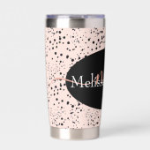 エレガントなローズゴールドの文字がブラックのサーマルマグに 保温保冷タンブラー (正面)