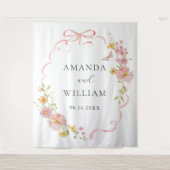 エレガントなワイルドフラワー ピンクの弓の結婚式 タペストリー (正面)