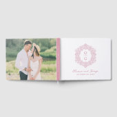 エレガントな伝統紋章 ピンクの結婚式  ゲストブック (全面)