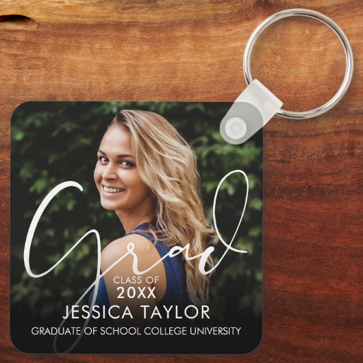 エレガントな卒業証書スクリプト卒業写真 キーホルダー (裏面)