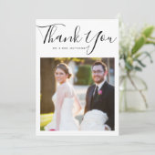 エレガントな原稿のミニマルな結婚式の写真は感謝していしています サンキューカード (スタンド正面)