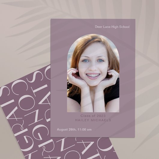 エレガントな大きなフォントの写真 卒業式 梅 招待状