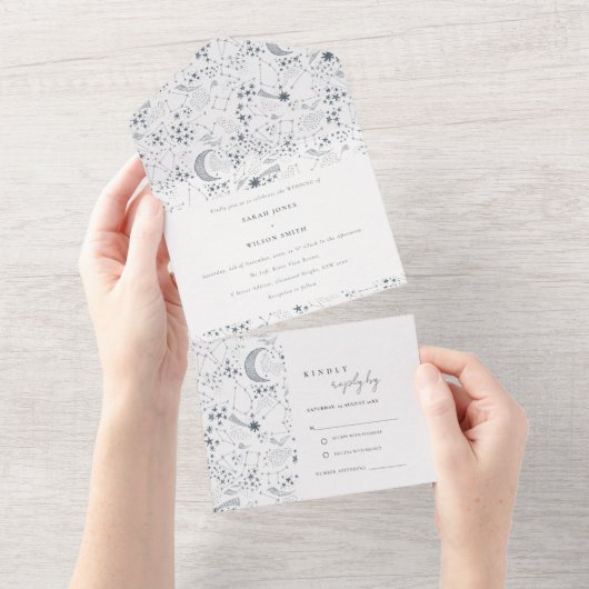 エレガントな天の青い星空の夜の月ウェディング オールインワン招待状 (貼ってはがせる)