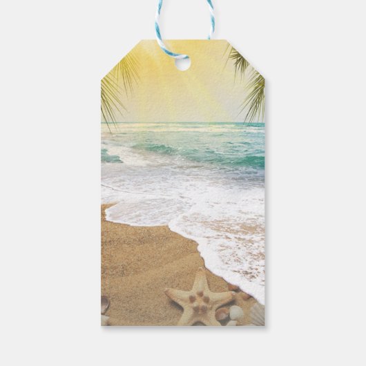 エレガントな太陽の光と青い海のビーチ ギフトタグ (裏面)