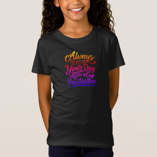 エレガントな子供用Tシャツ Tシャツ (正面)