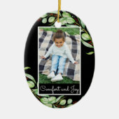 エレガントな心地よい及び喜びの緑の草木の写真のクリスマス セラミックオーナメント (正面)