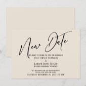 エレガントな手書き 新しい日付 クリーム色のお知らせ 招待状 (正面/裏面)