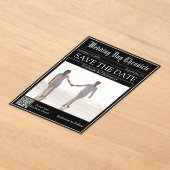 エレガントな新聞の結婚式QRコード セーブ・ザ・デート アクリル招待状 (レイダウン)