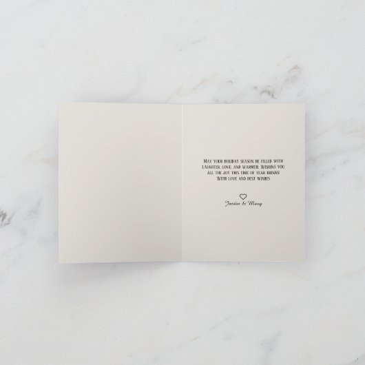 エレガントな松とホーリーのリースにゴールドのアクセントを添えて シーズンカード (内部)