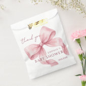 エレガントな水彩ピンクのボウベイビーシャワー フェイバーバッグ (封をした状態)