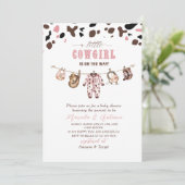 エレガントな水彩ピンクの小さなカウガールベイビーシャワー 招待状 (スタンド正面)