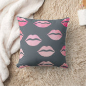 エレガントな水彩画のピンクの唇パターン クッション (ブランケット)